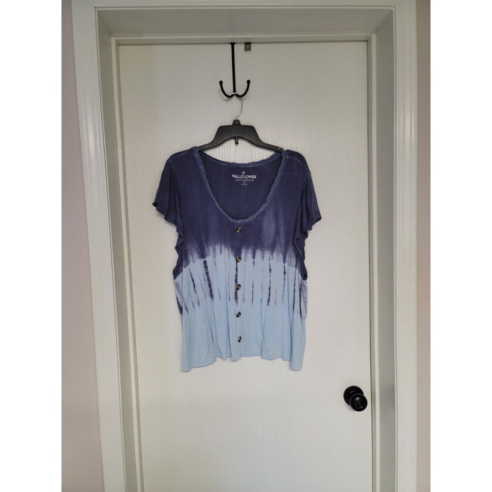 ~ Womens Blue/Grey hombre short sleeve Wallflower shirt - size 3X